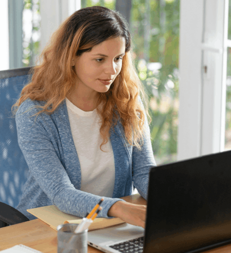 Client benefiting from accurate Course Guide translations, helping to navigate complex academic programs effectively.