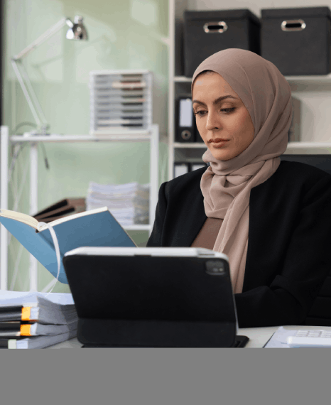 A translator working on diverse Arabic dialects, providing accurate translations in New York for various clients.