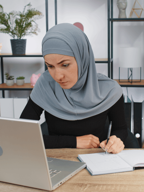 Client utilizing Arabic Translation Services for compliant, certified translations with reliable documentation.