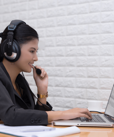 An expert providing a trustworthy and clear IVR voice over service, ensuring smooth interaction with the telephone system.