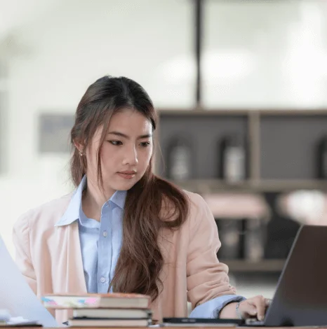 A translator providing business document translations in Times Square for clear corporate communication and agreements.