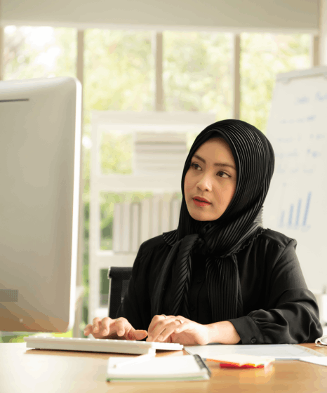 Expert Arabic translators providing certified translations for USCIS immigration paperwork in New York.