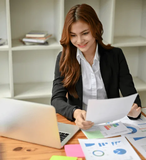 Translator providing certified Patent translation for ensuring legal accuracy and compliance for international filings.