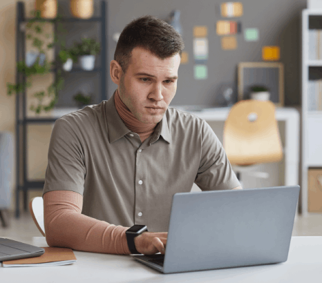 A client tracks a 2-hour countdown while mortgage translation services are finalized for a same-day closing.