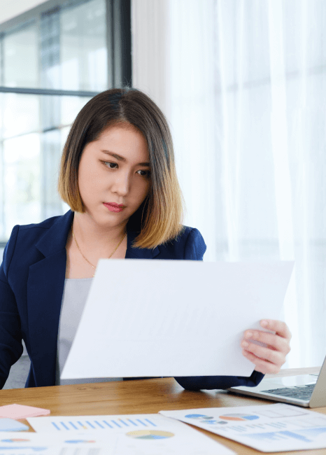 Certified translator providing immigration files using Dutch Translation Services accepted by authorities.