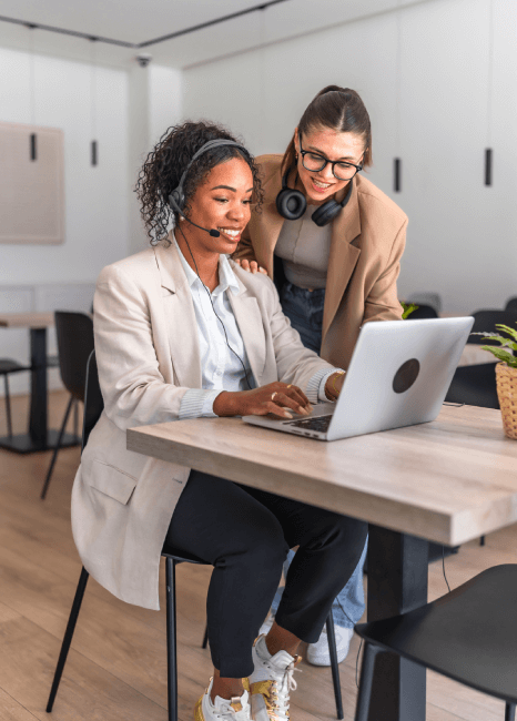 Subtitlers manage captions across multiple e-learning platforms through E-learning captioning services.