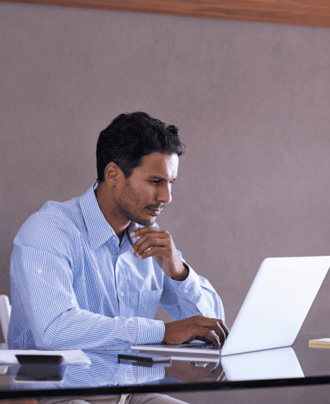 Translator adapting course material translation for cultural relevance in global classrooms within educational content. Translator adapting course material translation for cultural relevance in global classrooms within educational content.