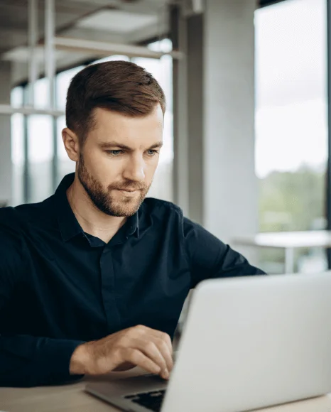 Customer using expert immigration translation services in Times Square for hassle free legal processes and USCIS forms.