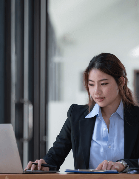 The lawyer preparing contracts and court files using Dutch Translation Services with precise terminology.