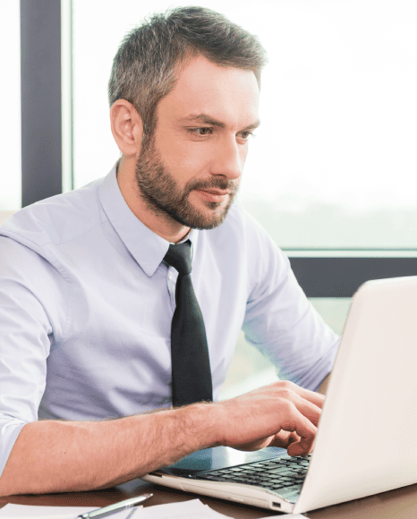 Translator helping hospitals and healthcare providers with medical records translation services to maintain accuracy. Translator helping hospitals and healthcare providers with medical records translation services to maintain accuracy.