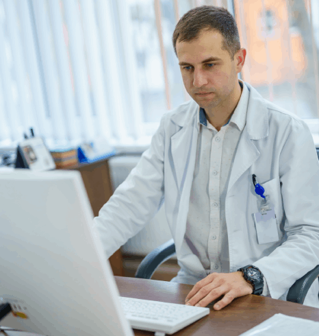 The doctor using medical translation services in Queens to ensure patient safety and clarity.