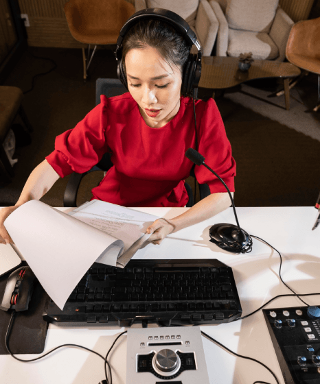 A case manager drags audio, video, and document files into a secure portal for multiformat depositions transcription.