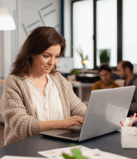 A client benefiting from expert translation service in Queens provided by native linguists from various language backgrounds.