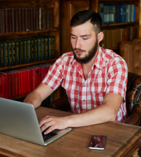 A client uploads a contract to a secure portal, using online Turkish Translation Services for fast delivery.