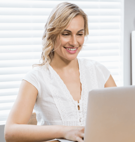 Professional translator delivering certified college transcript translations for global academic purposes.