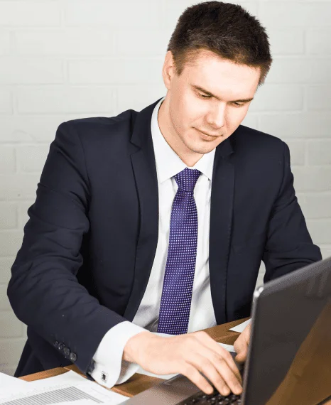 Skilled translator working on professional and trained Portuguese document translation for business and personal use.