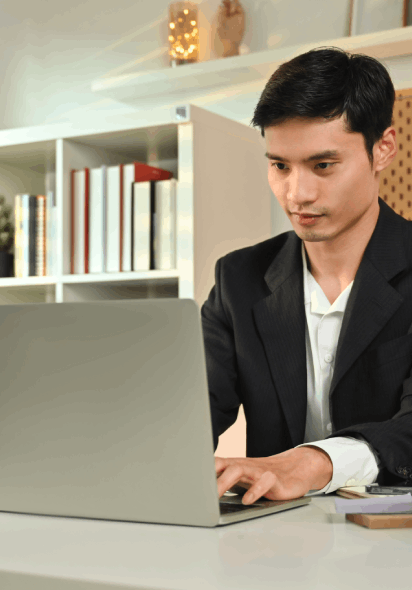 Professional translator providing smooth communication across cultures with Queens translation services for businesses.