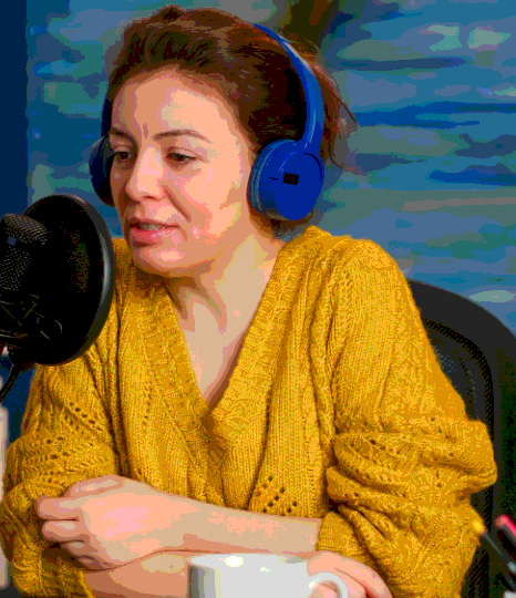 A voice artist marks word stress on a script as Russian Voice Over Services keep regional Russian accents clear and natural.