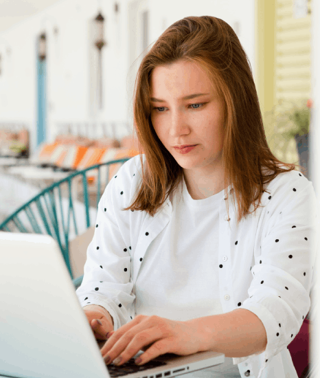 Client utilizing Yiddish localized website in New York, ensuring the site expands its global reach & resonates with audience.