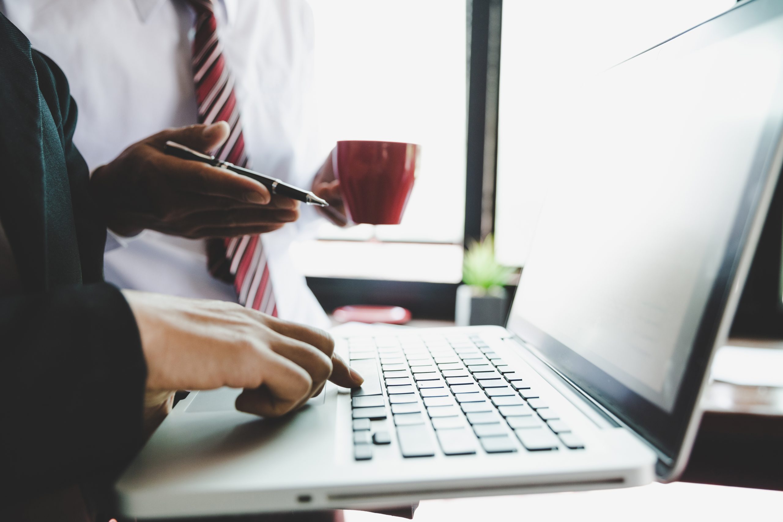 AI Translation vs Human Translation: Which Is Safer for Legal Documents in NYC