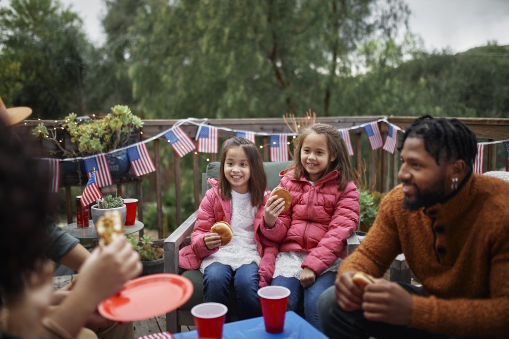 How Families Abroad Keep Festival Traditions Alive Through Multilingual Content - How Families Abroad Keep featured image
