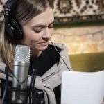 How to Write a Voice Over Script That Connects with New York Audiences - How to Write a featured image