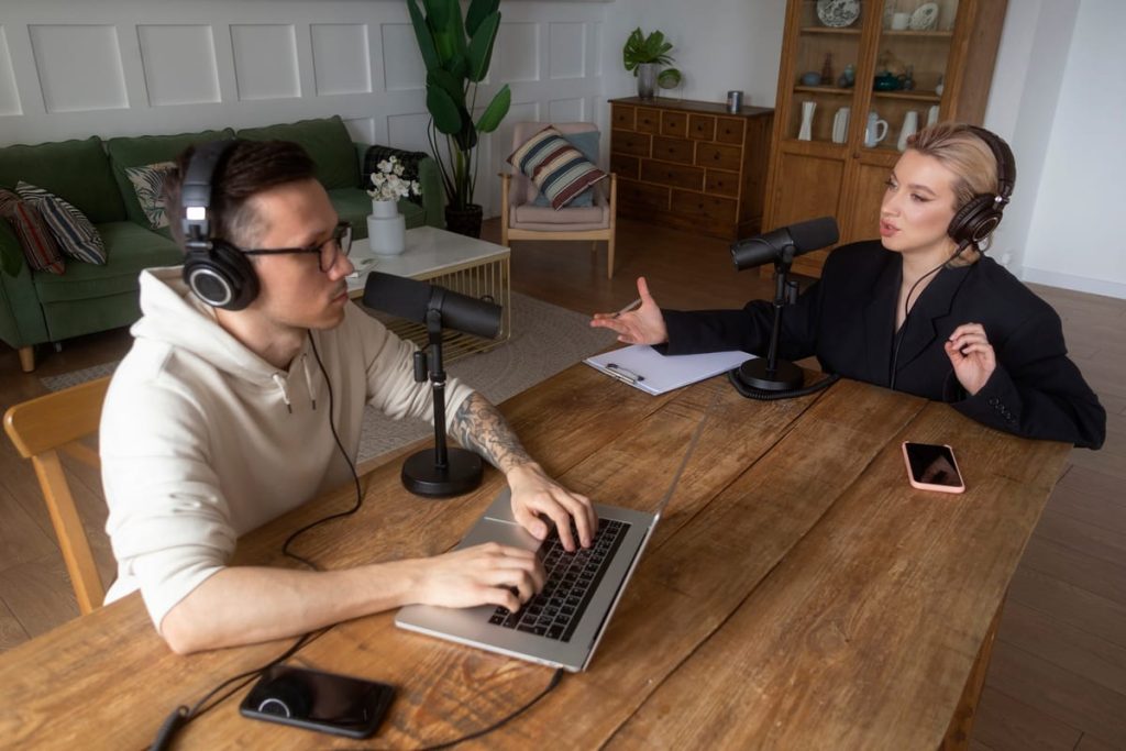 How Speaker Diarization Technology Improves Multi-Person Transcription - How Speaker Diarization Technology featured image