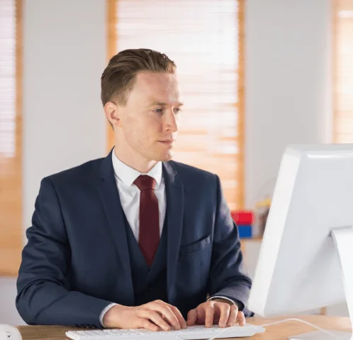 Translator providing trusted New York translation services, ensuring fast, accurate and certified translations for business.